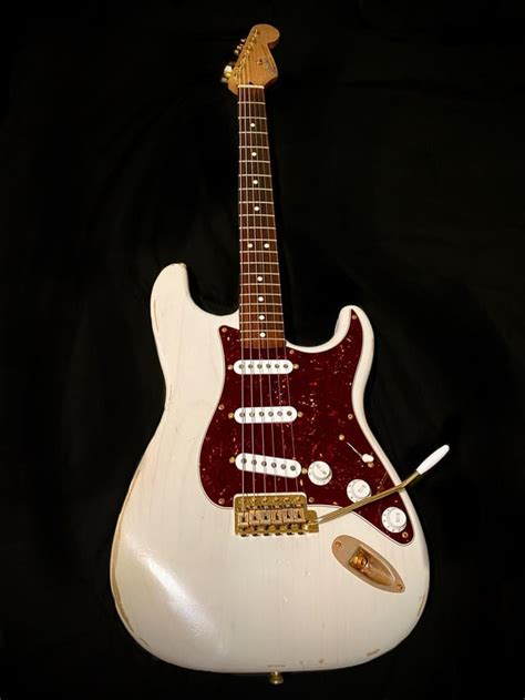 real fender stratocaster scam